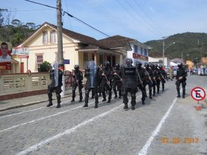 Agentes Penitenciários do COPE desfilam em São Pedro de Alcântara