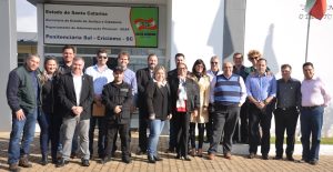 Comitivas dos governos de  Rondônia, Distrito Federal e Ceará visitam penitenciária modelo em Criciúma