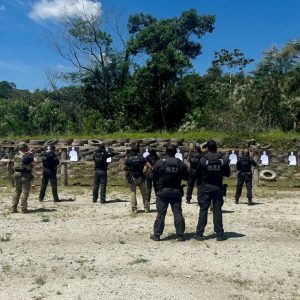 Policiais Penais participam de treinamento de combate em ambientes confinados