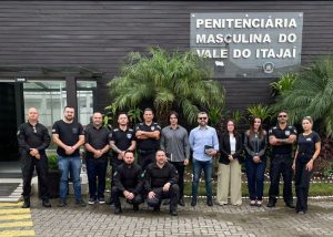 Comitiva de Minas Gerais realiza visita técnica para conhecer trabalho de gestão do Sistema Prisional de Santa Catarina