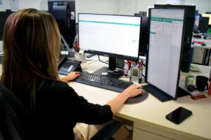 Técnicos Administrativos da Sejuri passam a contar com Carteira de Identidade Profissional Digital